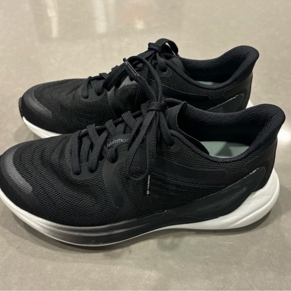 Lululemon Blissfeel Run 2 Women’s 8.5 Black Running Sneakers
